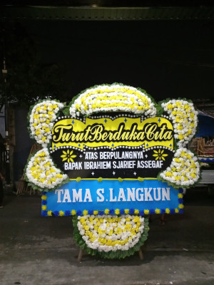 Papan Bunga Duka di Sirnagalih